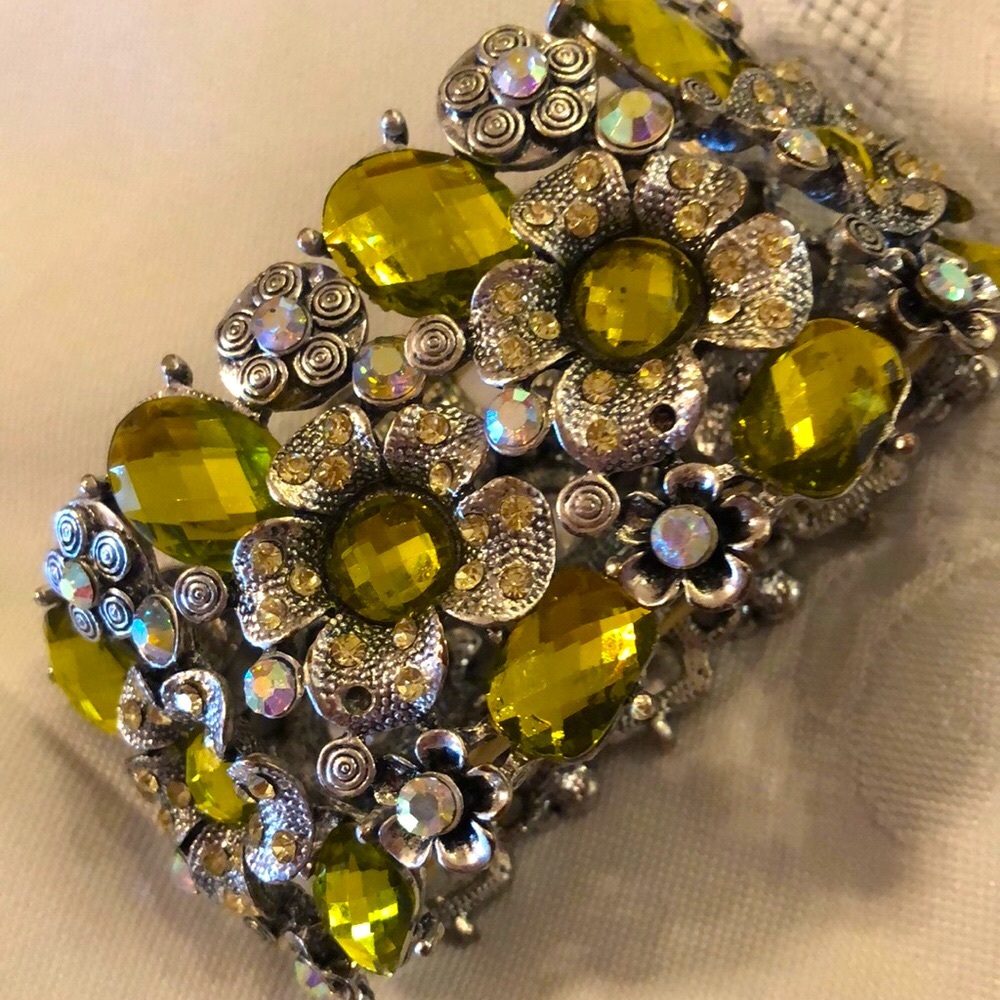 Gorgeous Vintage Bracelet